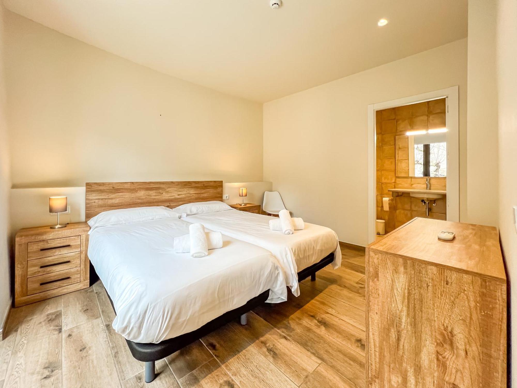 Can Cintet 1 Apartamento En La Plaza De Besalu Luaran gambar