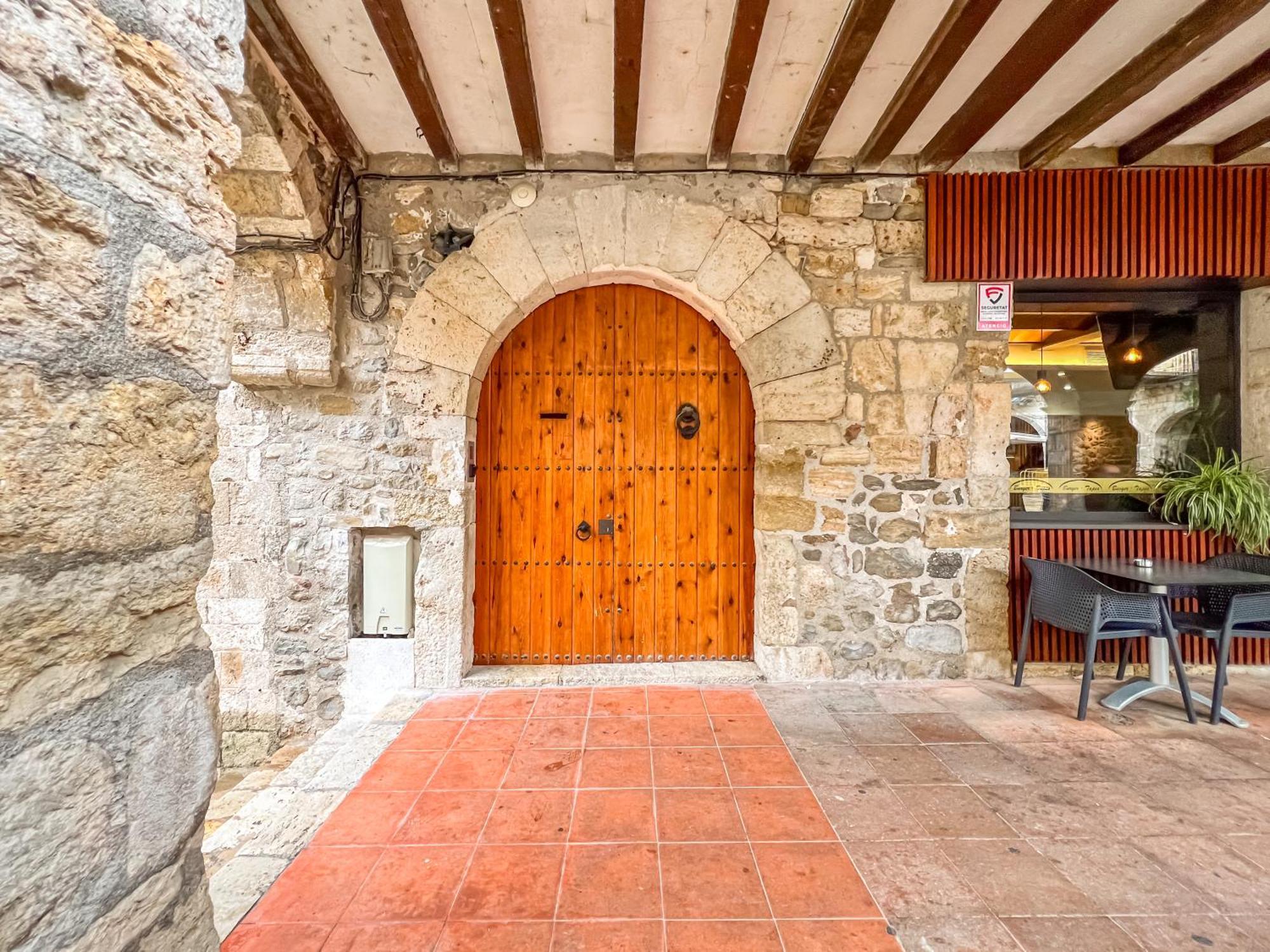 Can Cintet 1 Apartamento En La Plaza De Besalu Luaran gambar