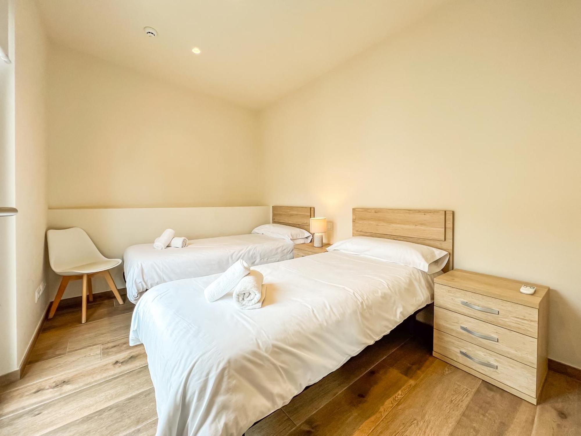 Can Cintet 1 Apartamento En La Plaza De Besalu Luaran gambar