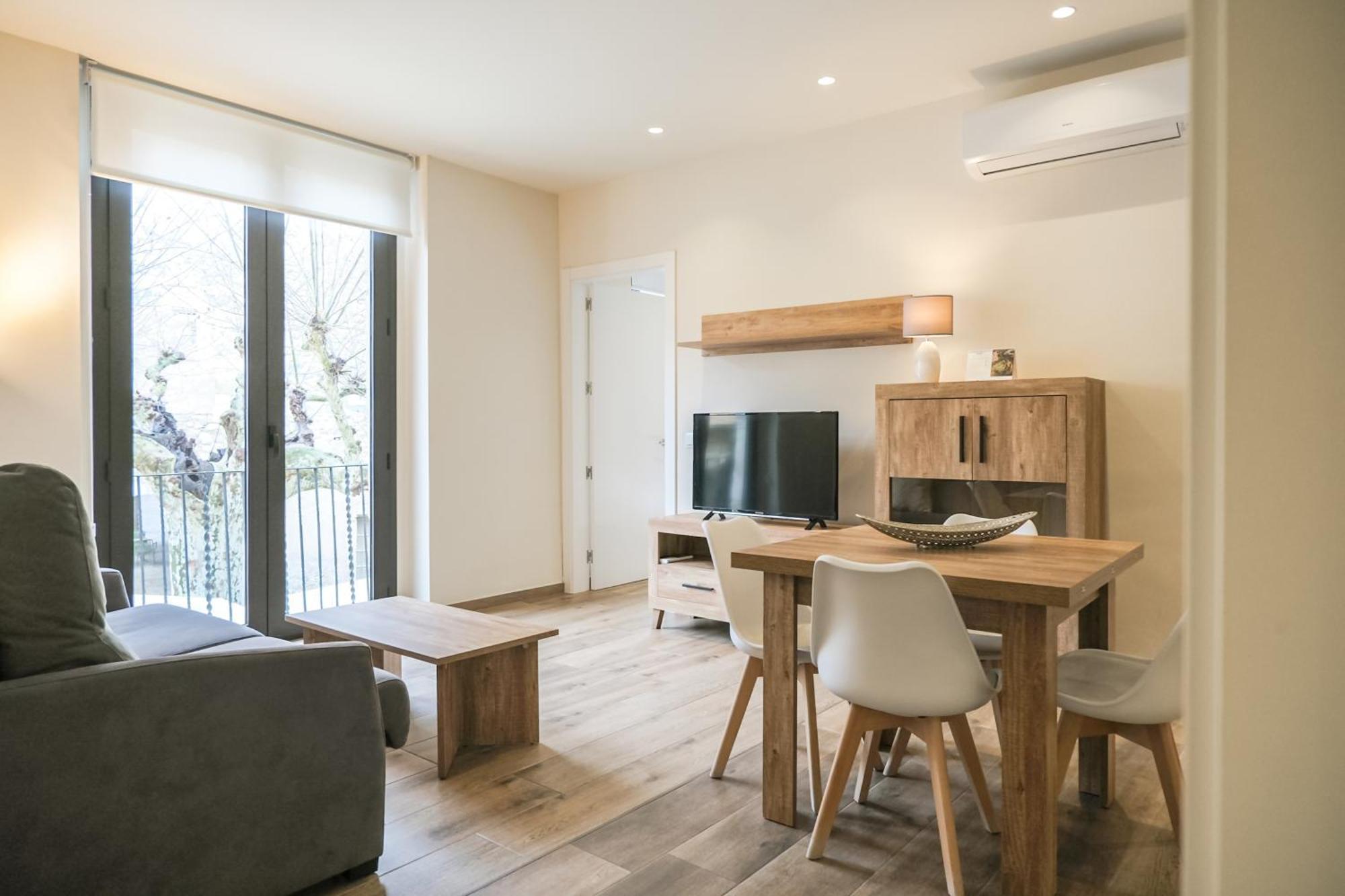 Can Cintet 1 Apartamento En La Plaza De Besalu Luaran gambar